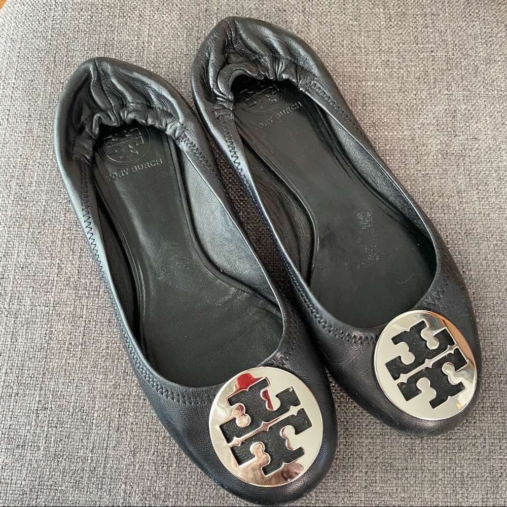 Tory Burch black medallion flats 8.5